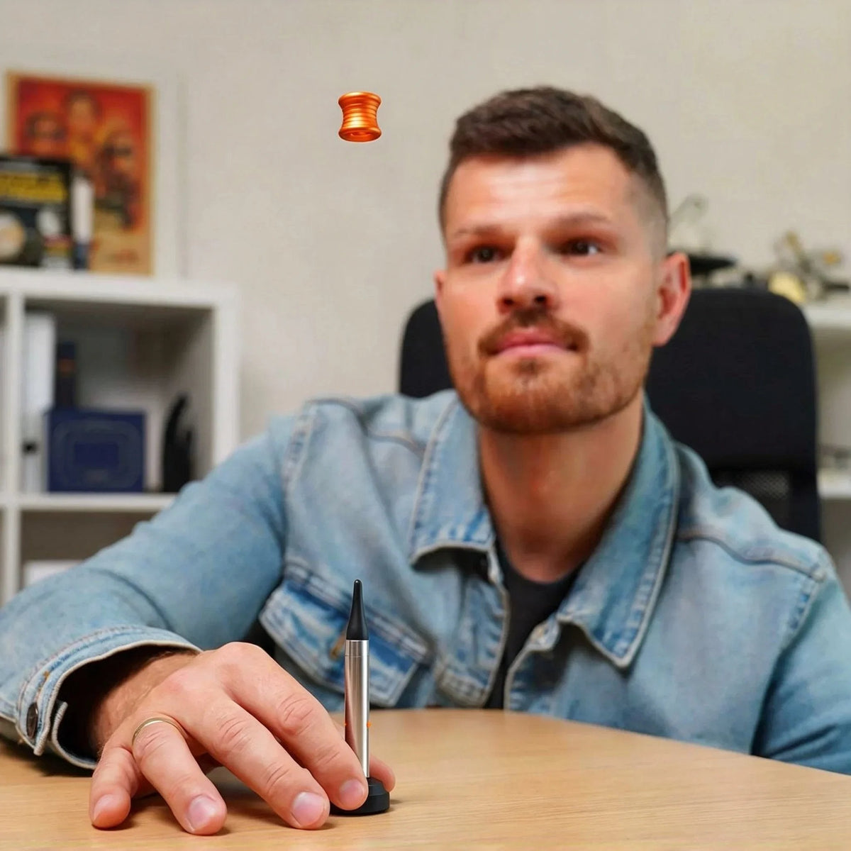 Say Goodbye to Desk Stress! 👋Kinetic Desk toy That Performs Impossible Landing