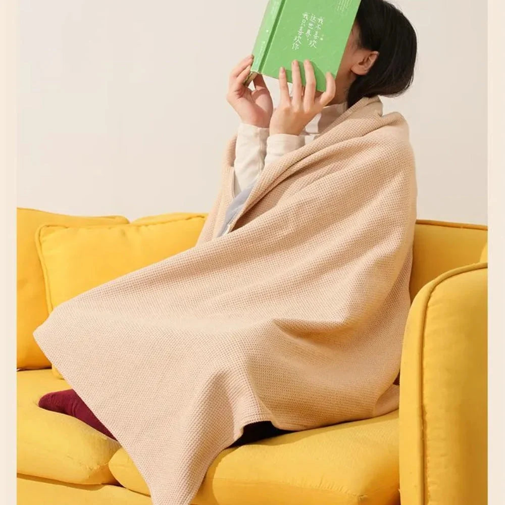 ❄️ Heated Wearable Blanket – Stay Warm at Your Desk Without Bulky Layers